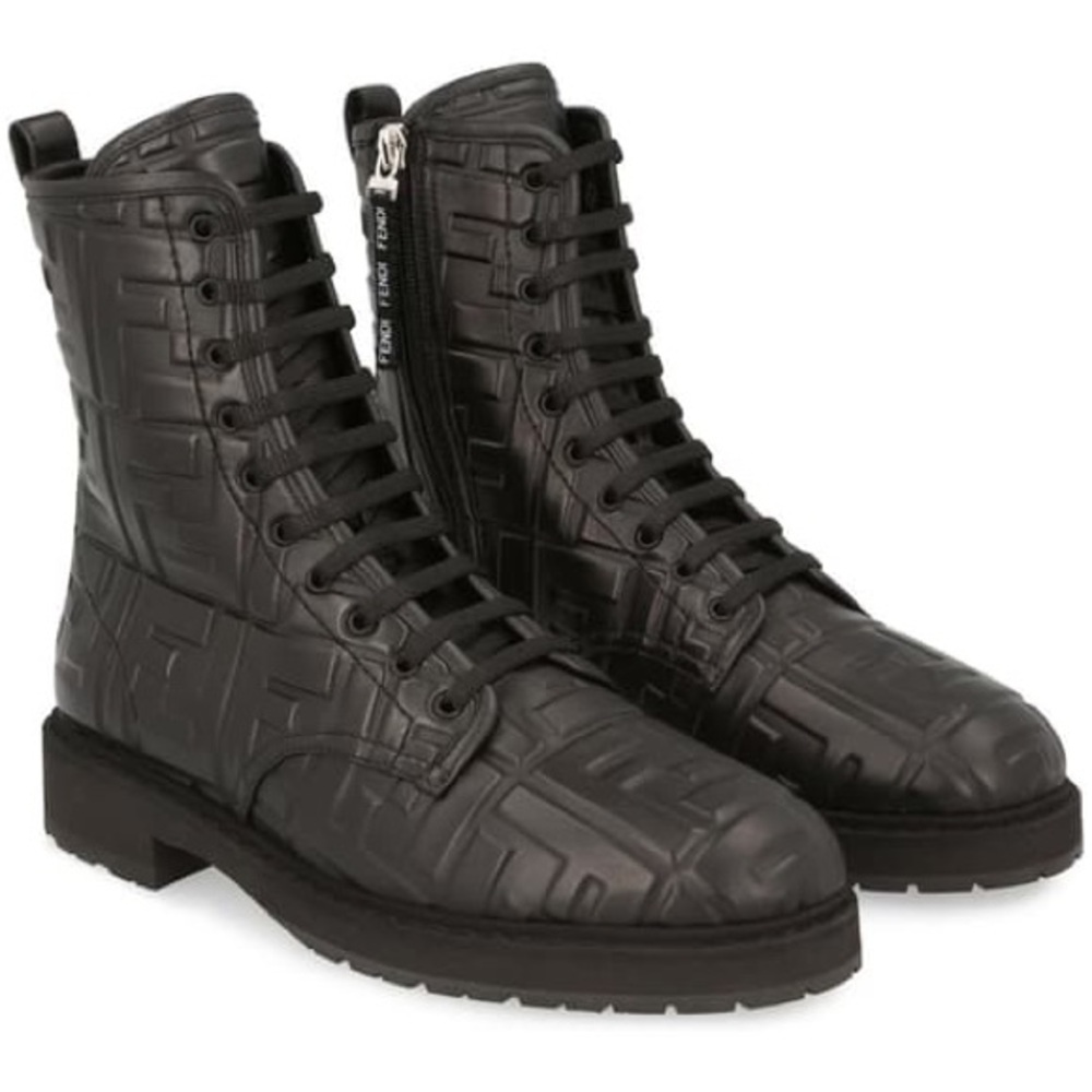 Fendi Embossed Black Leather women’s Boots